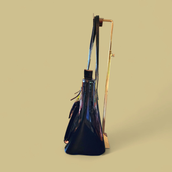 Guess black patent leather shoulder bag - Picture 3 of 8